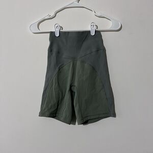 Offline By Aerie Goals Green Biker Shorts 7” Inseam Sz S
